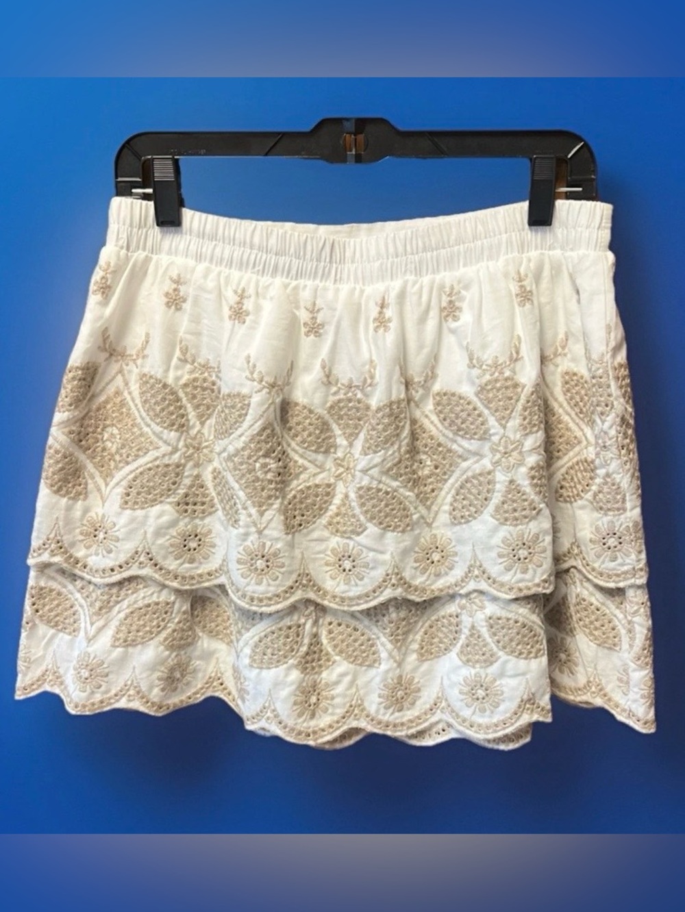 NWT~ILLA ILLA White Embroidered Lined Mini Skirt Scalloped Tiered Sz L Soft